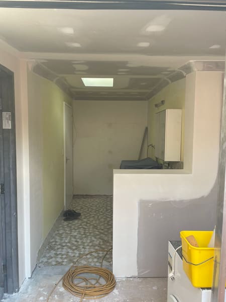 Full walls and ceiling renovation in Perth home